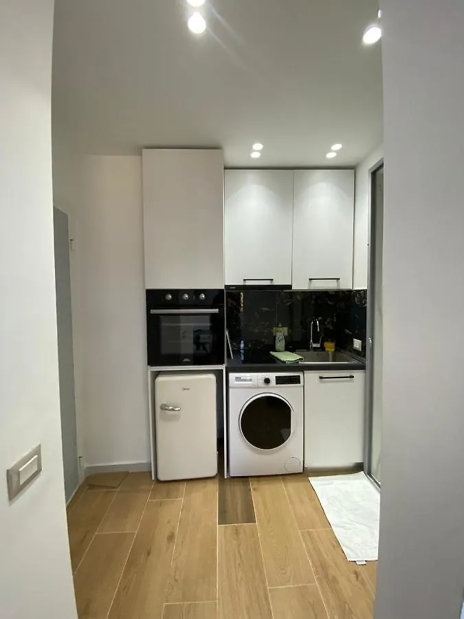 Apartament In Blloku In Front Of Taiwan 地拉那 0*,  阿尔巴尼亚