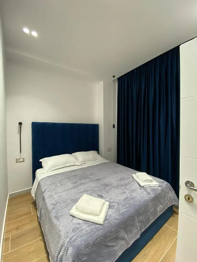 Apartament In Blloku In Front Of Taiwan 地拉那 公寓