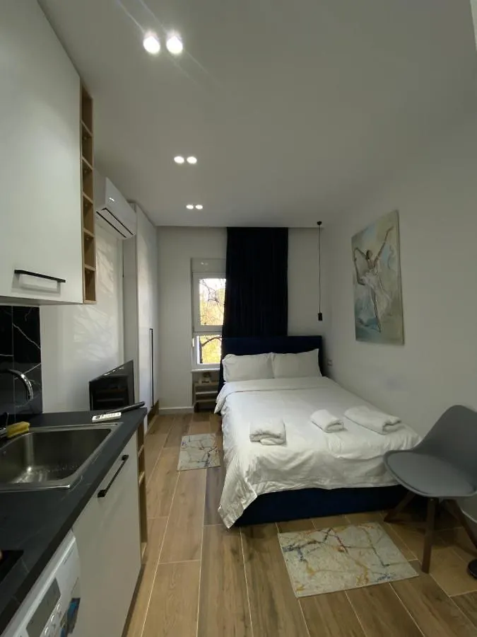 Apartament In Blloku In Front Of Taiwan 地拉那 阿尔巴尼亚