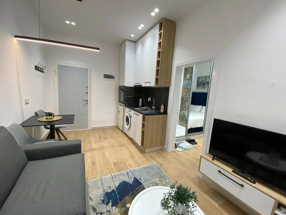 Apartament In Blloku In Front Of Taiwan 地拉那 公寓