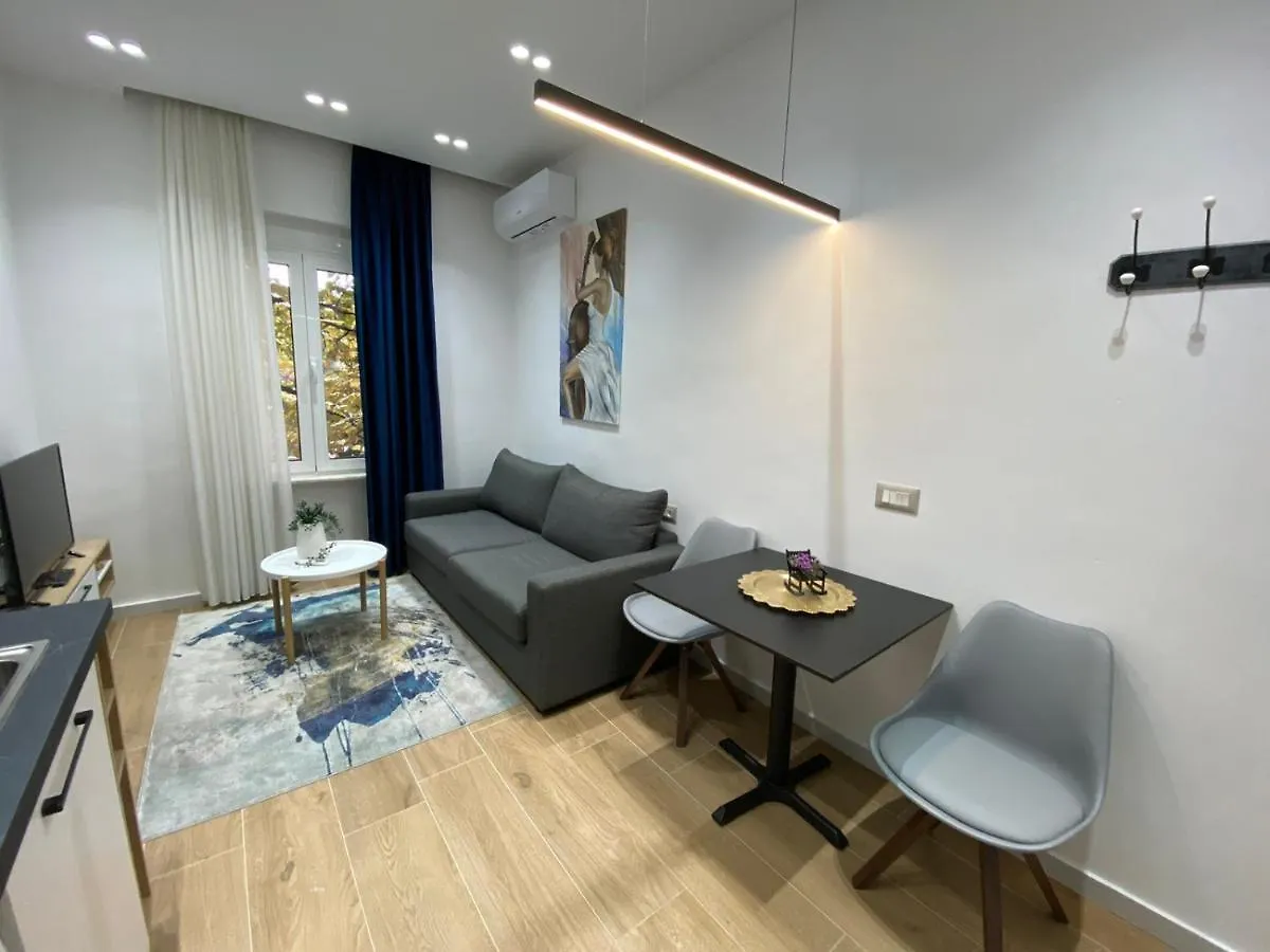 Apartament In Blloku In Front Of Taiwan 地拉那 0*,  阿尔巴尼亚